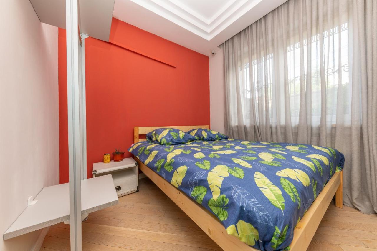 Wanderlust Boutique Hostel Almaty Exterior photo