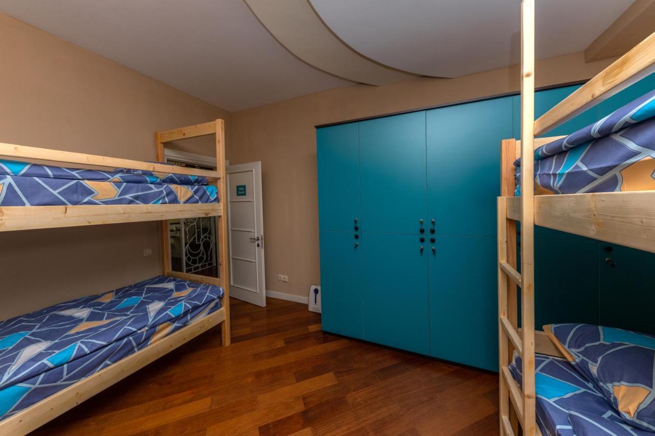 Wanderlust Boutique Hostel Almaty Exterior photo