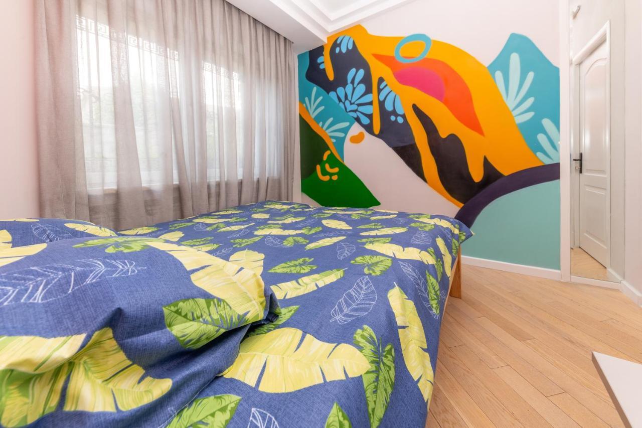 Wanderlust Boutique Hostel Almaty Exterior photo